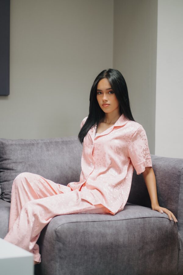 Daze Signature in Pink - Image 6