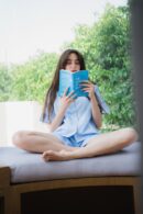 Daze Grid in Blue